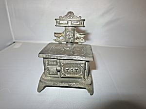 Tot Salesman Sample Toy Miniature Cook Stove