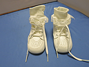 Baby Soft Shoes White With White Socks With White Lace Ruffle