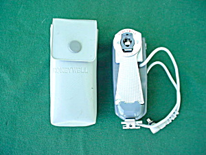 Honeywell Tilt-a-mite Camera Accessory W/case