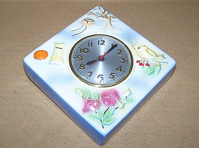 Vintage Hull Pottery 4 Seasons Sessions Mod W Clock