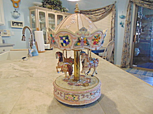 Carousel Collections Music Box Works 4 Horses Rotate Up/down
