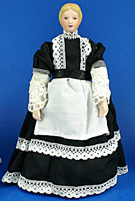 Miniature Bisque Dollhouse - Maid