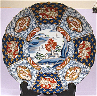 Handsome Handpainted Medallion Style Oriental Plate