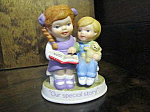 Avon Tender Memories Figurine Our Special Story