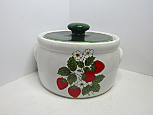 Vintage Mccoy Strawberry Country Covered Bean Dish