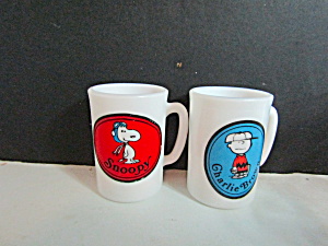 Avon Charlie Brown & Snoopy Milk Glass Mugs