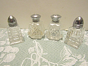 Squared Silver Lid Mini Mixed Salt & Pepper Shaker Sets
