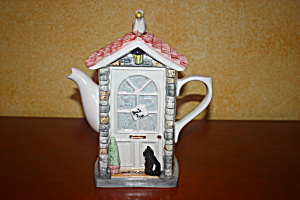 English Cottage Teapot