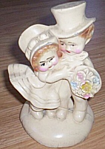 Chalkware Honeymoon Couple Figurine/bookend
