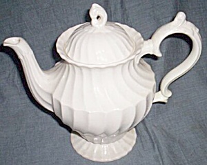 Myott Staffordshire Tea Pot Olde Chelsea Shape