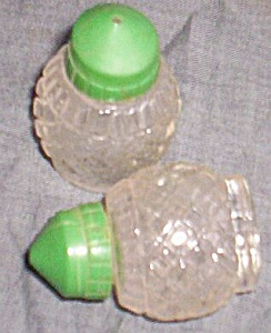 Small Green Top Shaker Set