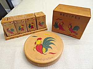 Red Rooster Woodenware Trio