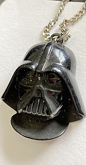 Darth Vadar Mask Necklace And Chain
