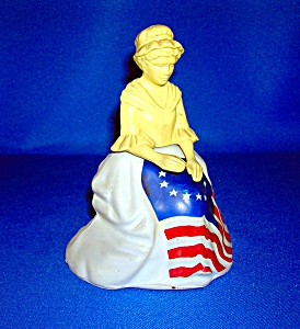 1976 Avon Betsy Ross Figurine Topaz Cologne