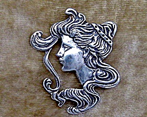 Sterling Silver Antique Cameo Face Pendant