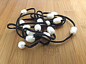 Necklace Black Suede Leather Freshwater Pearl Lariat