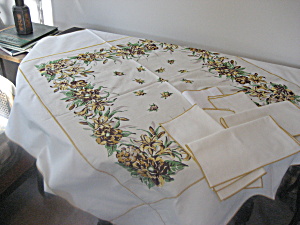 Gold Flower Linen Table Cloth And Matching Napkins