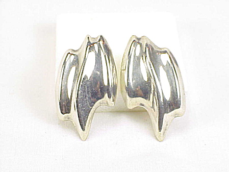 Signed Laton Mexican Abstract Design Sterling Silver Pierced Earrings