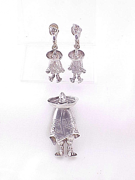 Signed Mexican Sterling Silver Man In Sombrero Brooch And Earrings Set