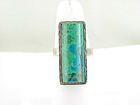 Sterling Silver And Turquoise Ring - Native American Or Mexican